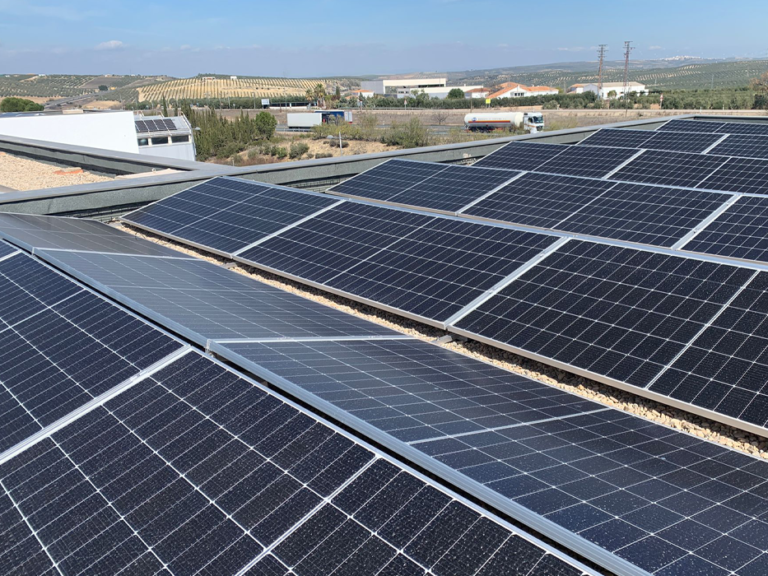 Instalación de 80 kWp en el edificio de Grupo AVANZA