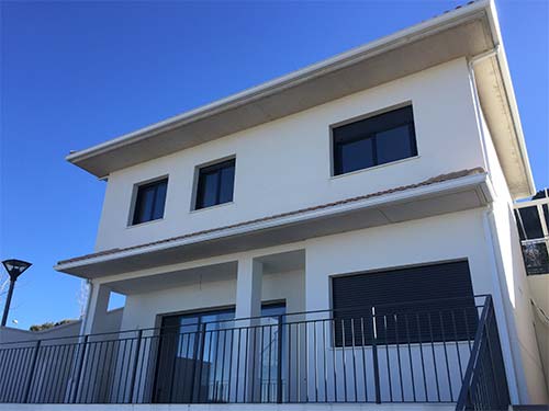 Fachada vivienda en Cazorla